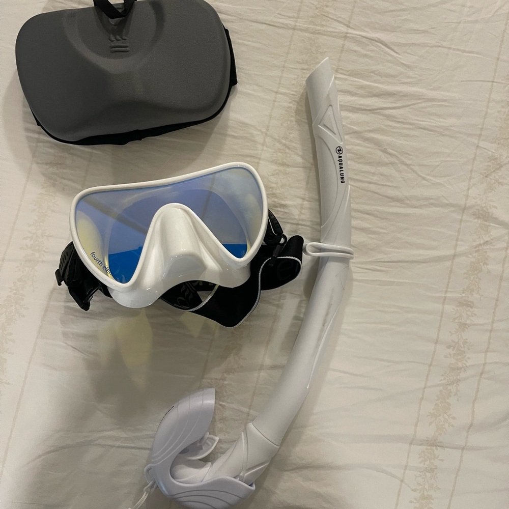 snorkel only - fourth element white dive mask blue yellow tint aqualung snorkel